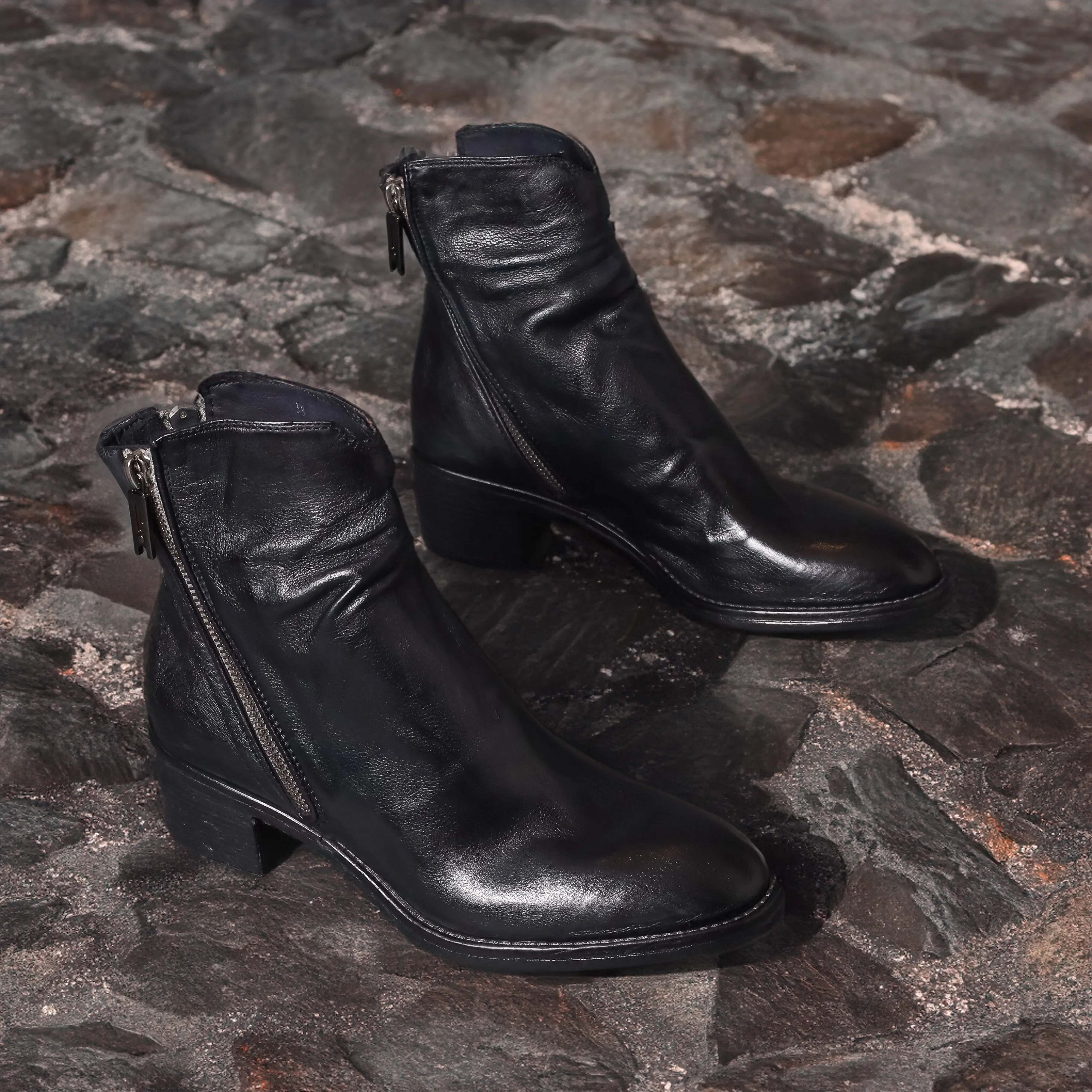 AP29A Black